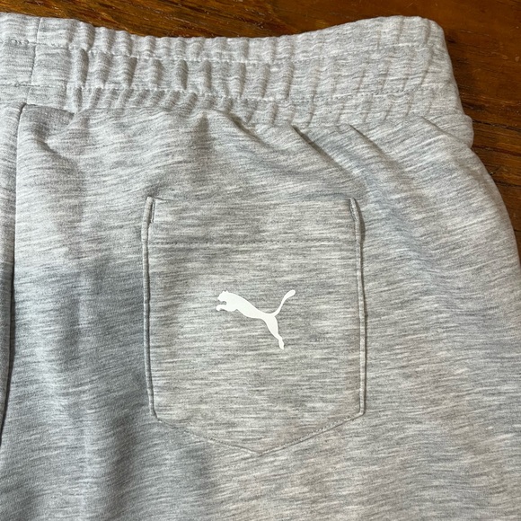 Puma Grey Sweatpants Size Medium - Picture 6 of 6